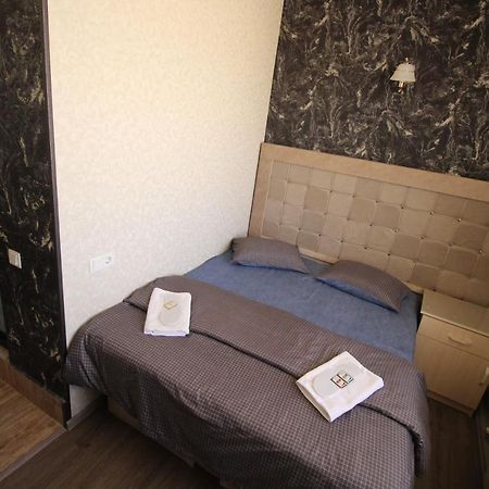 Oazis Otel Noratus Dış mekan fotoğraf