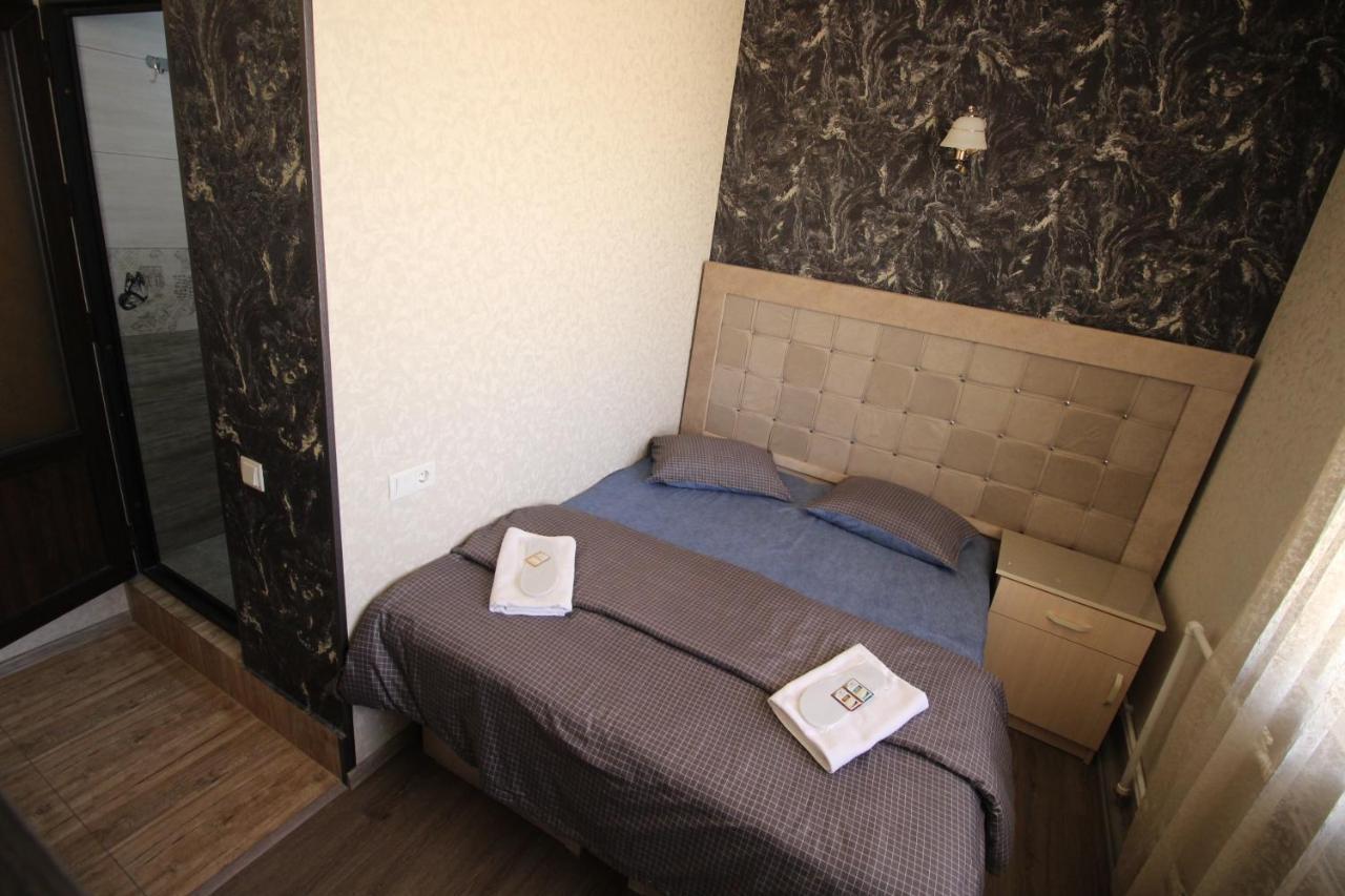 Oazis Otel Noratus Dış mekan fotoğraf
