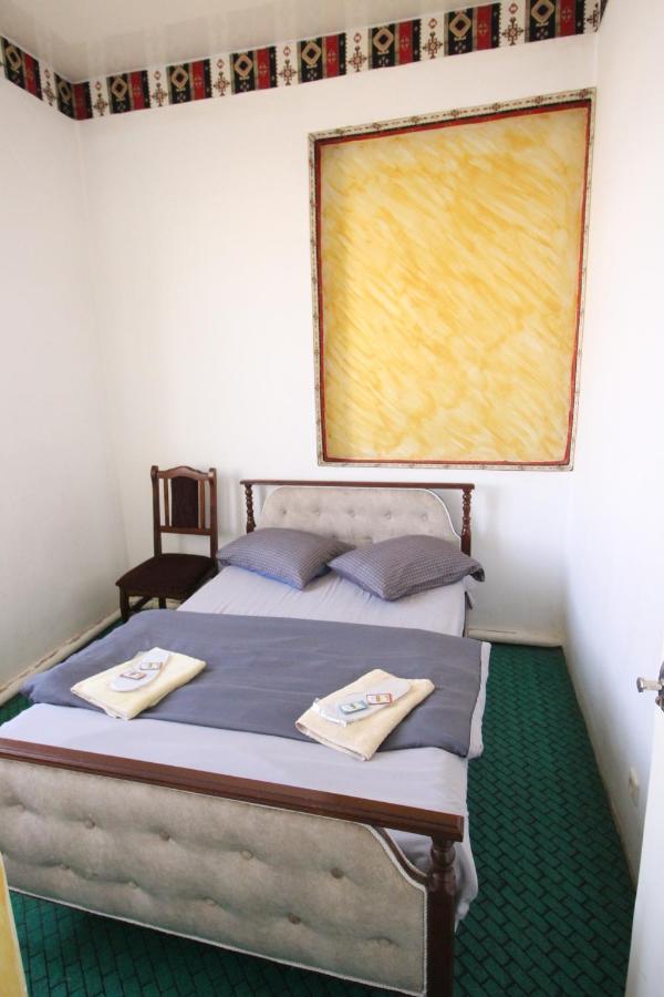 Oazis Otel Noratus Dış mekan fotoğraf