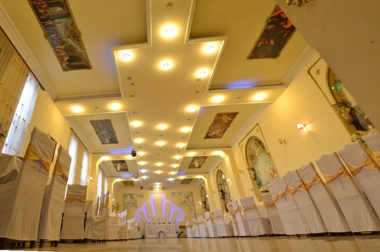 Oazis Otel Noratus Dış mekan fotoğraf